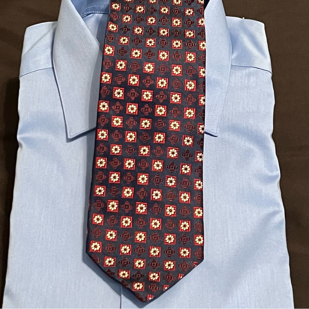 Ermenegildo Zegna 100% silk necktie blue with red